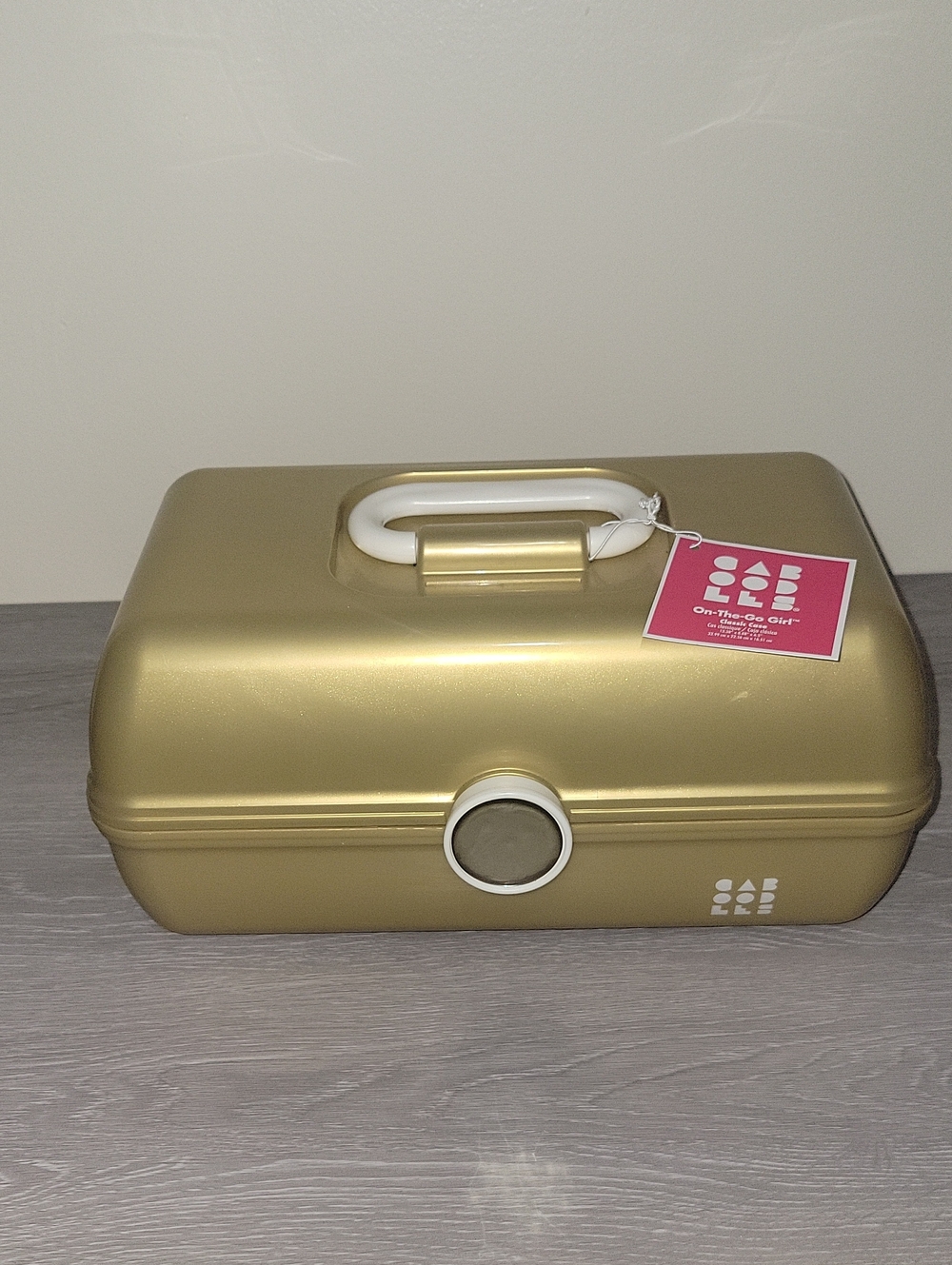 Caboodles Gold On-The-Go Girl Classic Case with Pink Tag